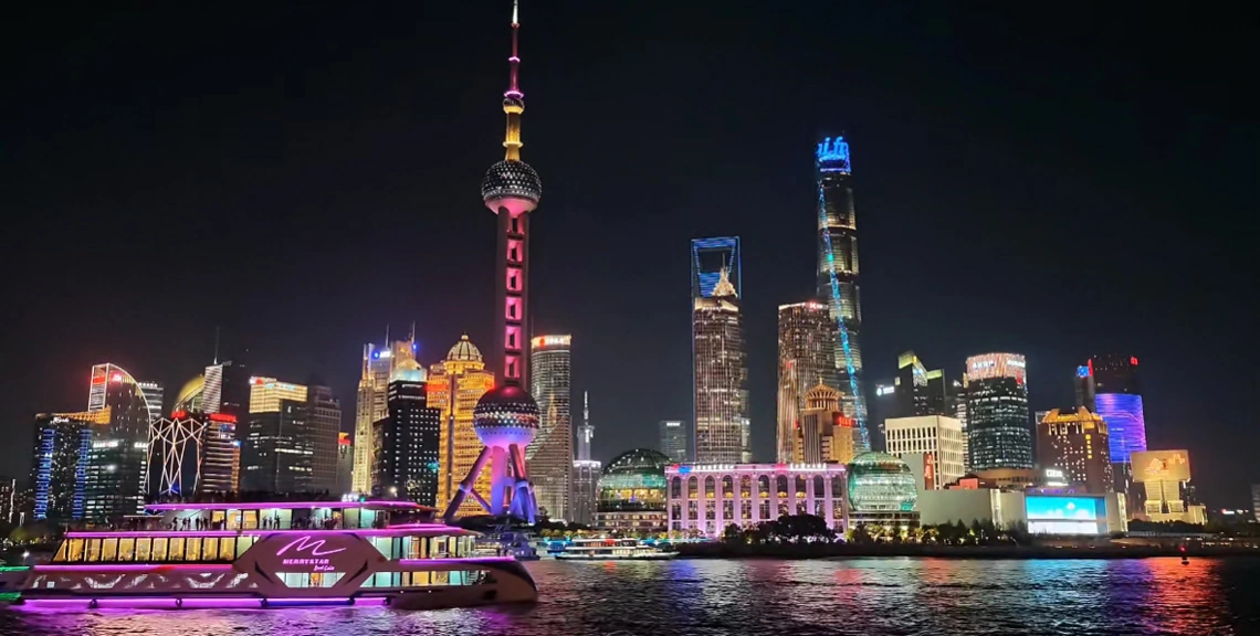 黄浦江游船.jpg